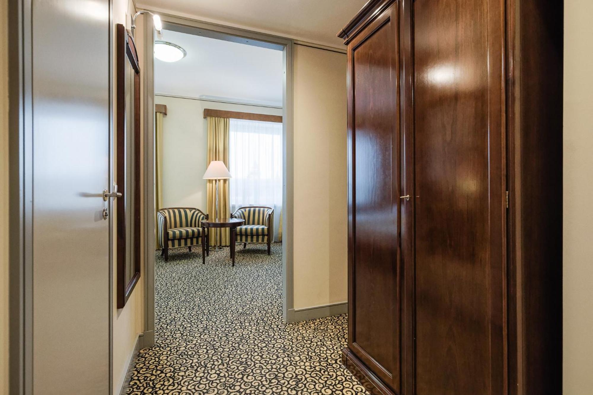 Grand Hotel Viljandi Viljandi  Dış mekan fotoğraf