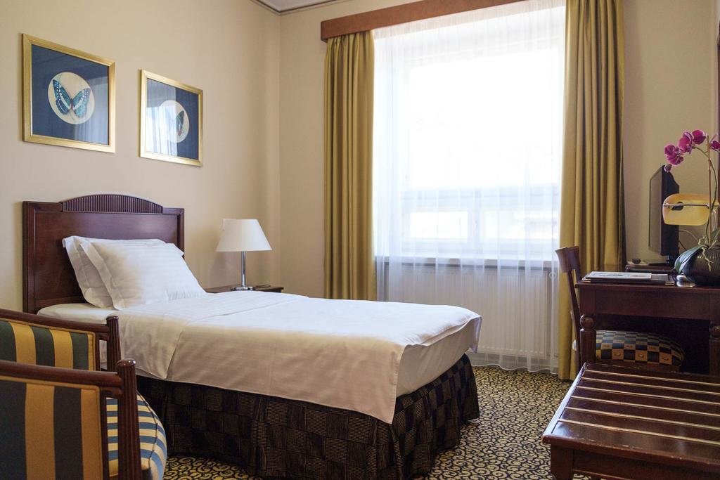 Grand Hotel Viljandi Viljandi  Dış mekan fotoğraf